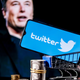 Imagen para el artículo titulado Llegó el día. Musk compra por fin Twitter por 44000 millones de dólares y despide fulminantemente a sus directivos